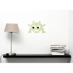 Fenel & Arno Stickers Muraux Mosaïque Invaders En Verre Vert Clair -Pêle-mêle photos Soldes mosaique invaders en verre vert clair 5