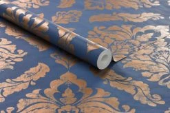 Boutique Papiers Peints Papier Peint Damaris Bleu 1005x52cm 7 Boutique Papiers Peints Papier Peint Damaris Bleu 1005x52cm -Pêle-mêle photos Soldes papier peint damaris bleu 1005x52cm 2