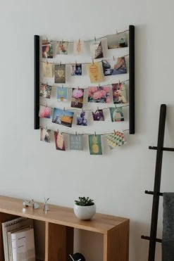 Umbra Cadres Et Albums Photos Pêle-mêle Mural Pour Environ 40 Photos, En Bois Noir Laqué -Pêle-mêle photos Soldes pele mele mural pour environ 40 photos en bois noir laque 2